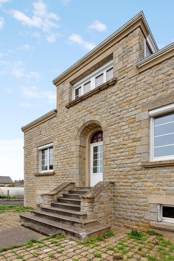 Loft British Au Pied Du Mont ! Apartment Pontorson Exterior foto