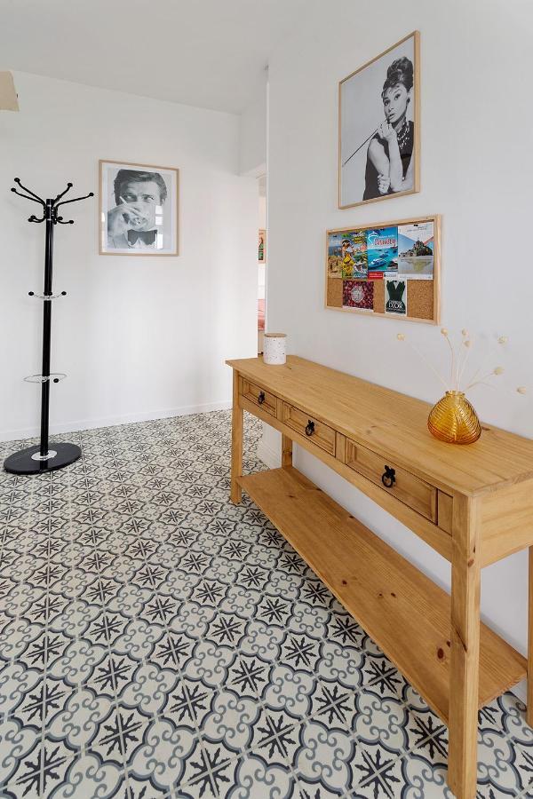 Loft British Au Pied Du Mont ! Apartment Pontorson Exterior foto